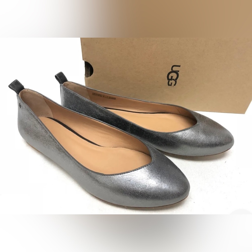 COPY - UGG Metallic Aluminum Lynley Ballet Flat Loafer size 7